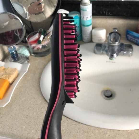 brush straightener - Picture 2 of 4